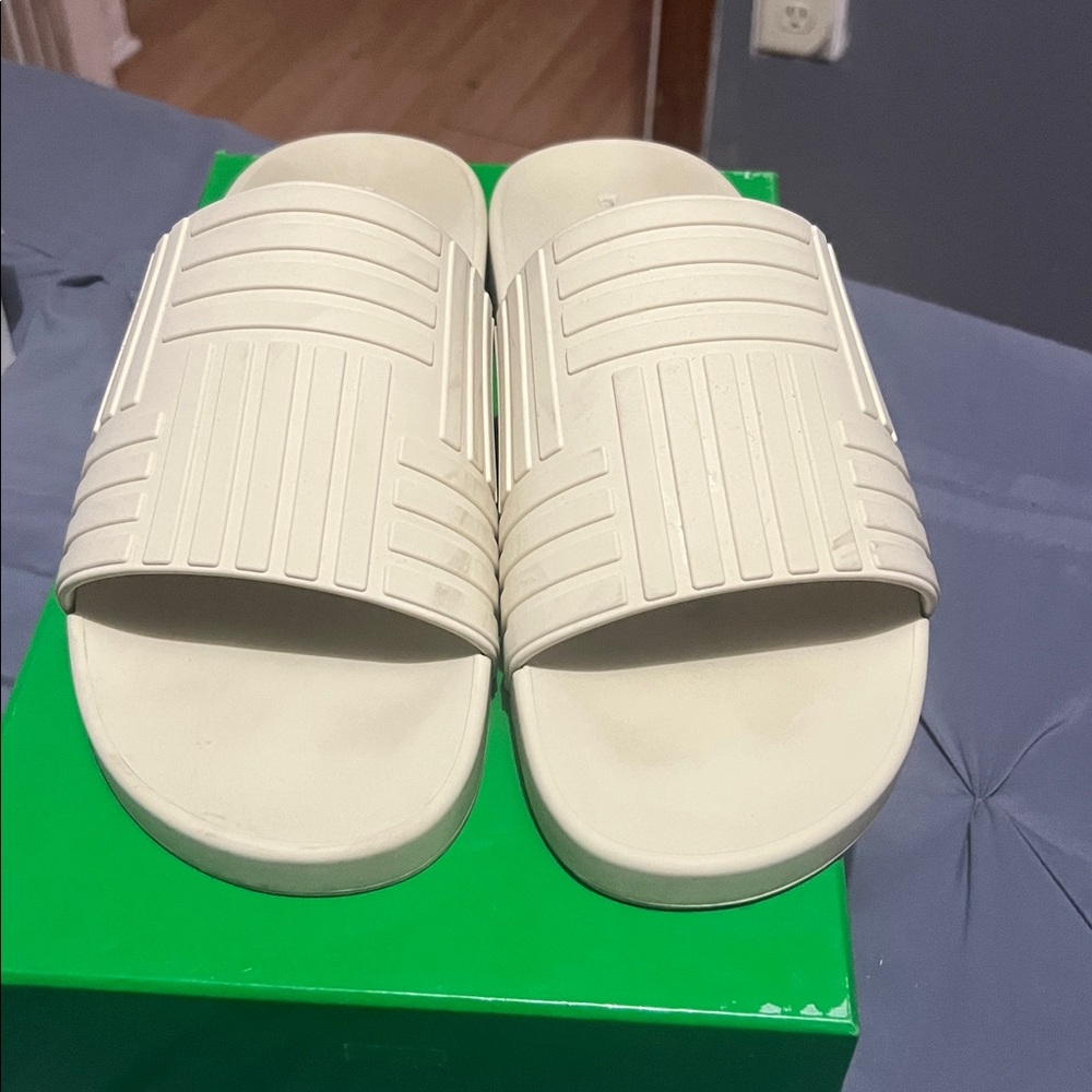 Bottega Veneta Slide 'Sea Salt'